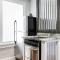 Charming, Happy 1-Bed Oasis: RVA Retreat Awaits!