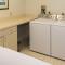Cresthill Suites Syracuse