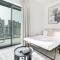 Oraya - Studio With Jaw-Dropping Canal and Burj Views - Business bay - Dubaj