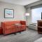 Hampton Inn & Suites at Lake Mary Colonial Townpark