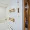 Highridge B16 Delightful Two Bedroom Mountain Condo with Pool, Game Room, and Sauna - Killington