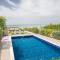 Villa Suri, Luxury Seafront Villa