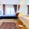 Wow 2 Br Apt Seaview, Pool, Gym, walk to beautiful Nai Yang Beach