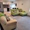 Spacious, modern first floor flat near beach and ferry