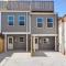 The Blue House! Modern+ Rooftop deck+ Parking
