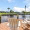 Gulf Access, Kayaks, PET Friendly - Escape to Versailles - Roelens Vacations - Cape Coral