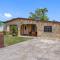 Inviting 7-Bedroom home - Private screened pool - تامبا