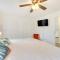 Winter Haven Retreat w/ Private Pool!