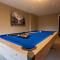 Hillcrest Chalet - Spa - Firepit - Views - USAFA