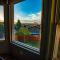 Hillcrest Chalet - Spa - Firepit - Views - USAFA