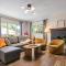 Cinnamon Bear Creekside Inn