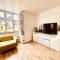 Immaculate 2-Bed House in Potters Bar - 波特斯巴