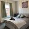 Spacious 2-Bedroom House In Stockton Heath With Free WiFi By Amazing Spaces Relocations Ltd