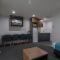 Antonio Mews Motel