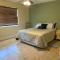 Tranquil Waterfront 2bd1ba Apt in North Palm Beach