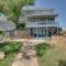 Game Room and Dock Waterfront Granbury Lake Retreat