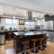 Carrera Cove - Amazing 3BR - Sleeps Up to 7