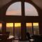 The Hilltop Retreat - Peaceful With Great Views! The Hilltop Retreat - Peaceful With Great Views!