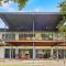 Golden Sands Retreat Beach House