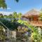 Onongs Homestay & Cafe