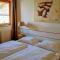 Wonderful holiday home on the shore of Walensee - Unterterzen