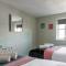Weekly & Monthly Rates! Stunning Home By Stansted Airport
