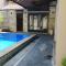 Kartika Dahayu Private Pool Villas - 苏卡瓦提