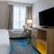 Days Inn & Suites by Wyndham Denver International Airport