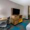 Days Inn & Suites by Wyndham Denver International Airport