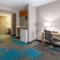 Days Inn & Suites by Wyndham Denver International Airport