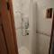 Small Single Room - 莱特肯尼