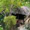Rote Surf Resort - Lualemba Bungalows