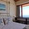 Bikini Beach Holiday Home