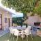 Bikini Beach Holiday Home