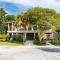 Folly Vacation 620 Entire Home plus Apt, one block to the beach and pet friendly - فولي بيتش