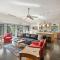 Folly Vacation 620 Entire Home plus Apt, one block to the beach and pet friendly - فولي بيتش