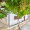 Apartmani MW, Plavi apartman