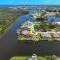 Heated Pool and Spa, Sleeps 16! - Villa Mangrove - Cape Coral