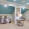 Waterfront Cambridge Gem with Hot Tub, Pool and Dock! - Woolford