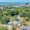 Shawnee Shack! POOL - 4 Bedroom 1 MILE from BEACH! Heated Pool! - Bay Pines