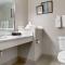 Best Western Clare Hotel