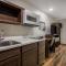 WoodSpring Suites Milwaukee - Menomonee Falls