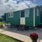 Toms Hut and Robins Rest Shepherd Huts near Wadebridge - 韦德布里奇
