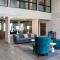 Comfort Inn & Suites NW Milwaukee