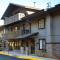 Fawn Valley Inn- 296 apts
