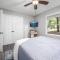 Cozy on Ger-Maine St 1 Mile From Downtown Apex - Apex