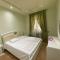 LARGE 5 BEDROOM LUXURY VILLA