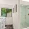 Secluded Sanctuary With a View of The Puget Sound - Гиг-Харбор