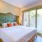 Honu Studio Living