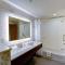 Holiday Inn - Salem by IHG